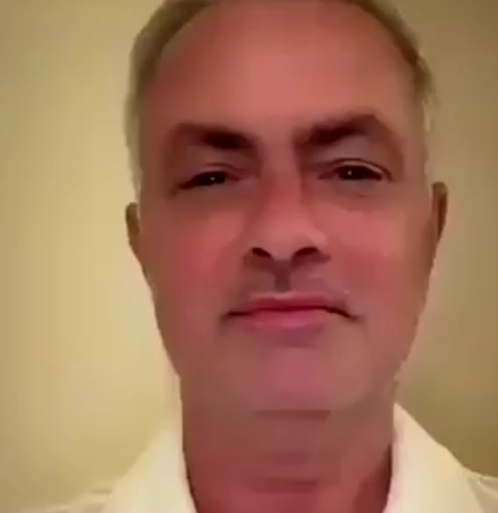 hupu-football-1780876325179-kaiyun-1png - 开云体育中心 Close-up of a middle-aged man with a neutral expression in a white shirt against a beige wall.